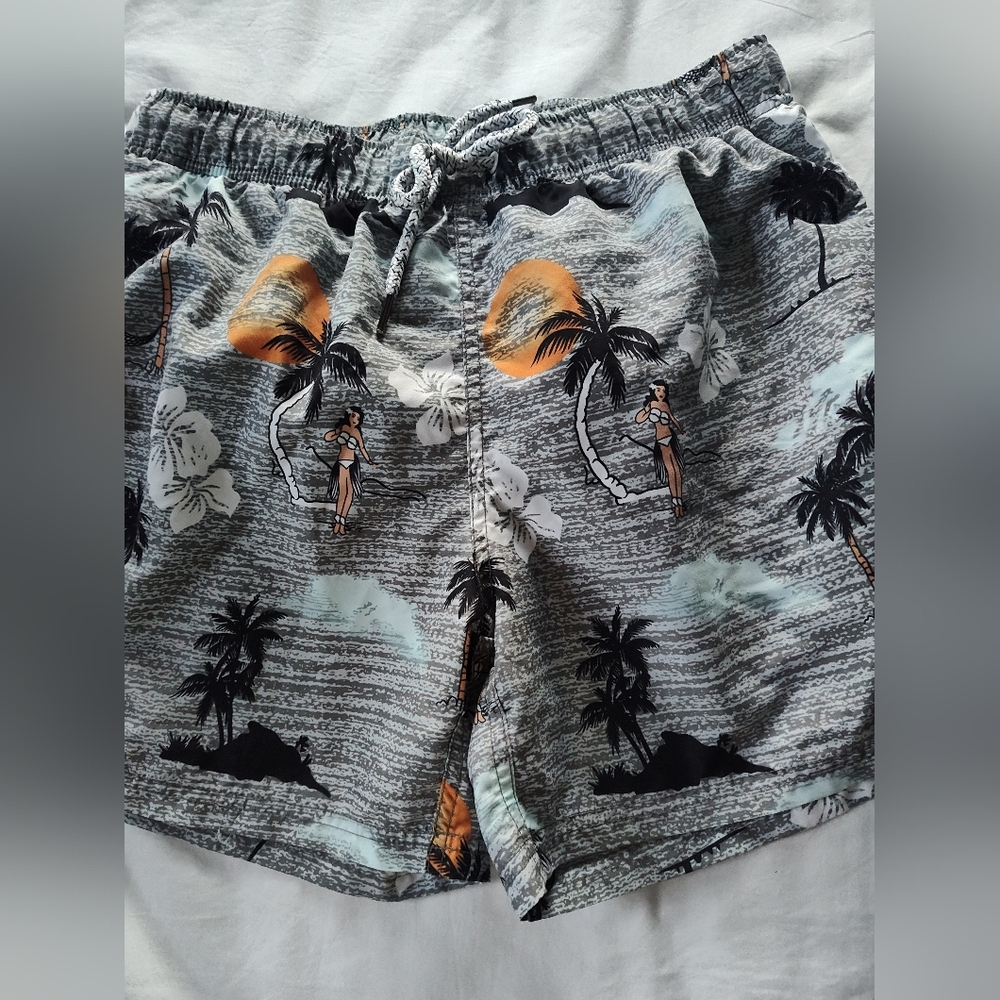 MOLOKAI SURF CO. Men's Swim Trunks.  Size Small.  Drawstring Waist.